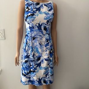 Women's Blue/White Abstract Flower Dress, Size 6